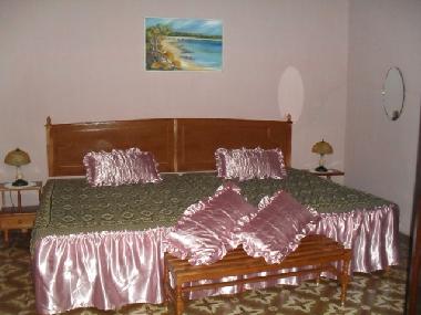 Bed and Breakfast in 20000 (Villa Clara) or holiday homes and vacation rentals