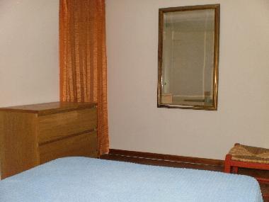 flat 2 bed upstairs
