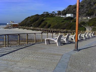 Neighborhood | Paredes da Vit�ria beach