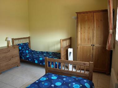 Twin bedroom (1st floor)