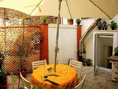 Holiday Apartment in sesta godano (La Spezia) or holiday homes and vacation rentals