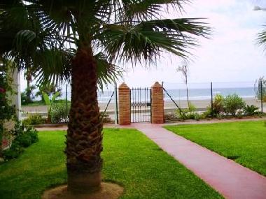 one of several exits direct to the beach