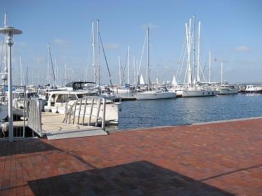 Holiday House in Bruinisse (Zeeland) or holiday homes and vacation rentals