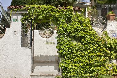 Holiday House in TORRE DEL GRECO (Napoli) or holiday homes and vacation rentals