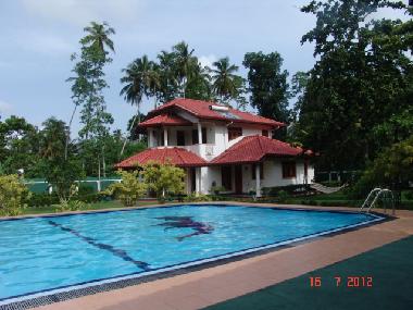 Villa Elephant House and swimming pool