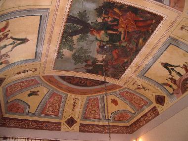 fresko ceiling in the dining room