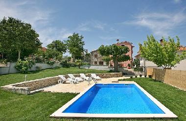 Holiday House in Motovun (Istarska) or holiday homes and vacation rentals