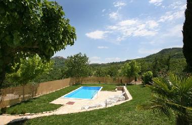 Holiday House in Motovun (Istarska) or holiday homes and vacation rentals