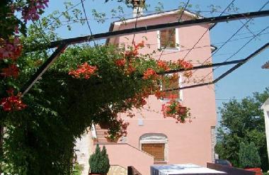 Holiday House in Motovun (Istarska) or holiday homes and vacation rentals