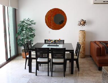 Smart Dining Area for Eight 