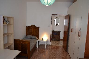 Galileo bedroom
