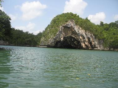 El tiburon, The shark, cave exploration 