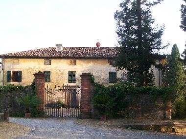 Holiday Apartment in Lucca (Lucca) or holiday homes and vacation rentals