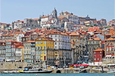 Holiday Apartment in Porto (Norte) or holiday homes and vacation rentals