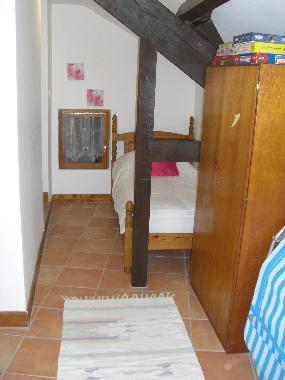 Single Bed in vestabule