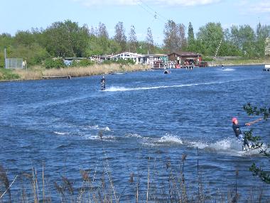 Holiday House in Hooksiel (Nordsee-Festland / Ostfriesland) or holiday homes and vacation rentals