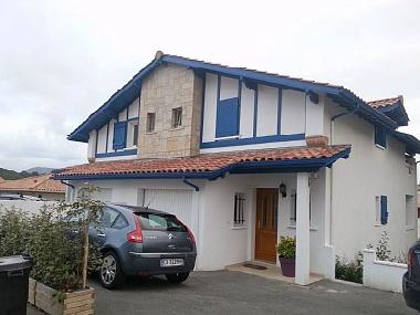 Villa in URRUGNE (Pyrnes-Atlantiques) or holiday homes and vacation rentals