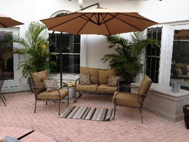 sitting area