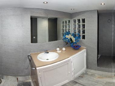 Holiday Apartment in Sevilla (Sevilla) or holiday homes and vacation rentals