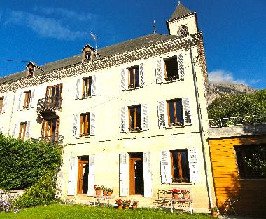 Holiday Apartment in Ch�teauroux les Alpes (Hautes-Alpes) or holiday homes and vacation rentals