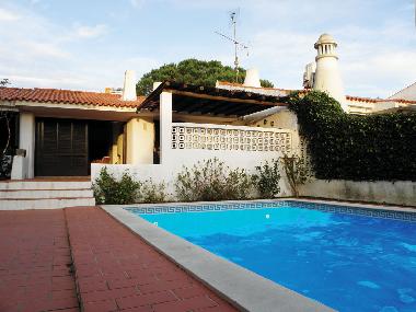 Pool / Terrace / Barbeque