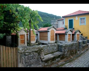 Villa in Sistelo (Norte) or holiday homes and vacation rentals
