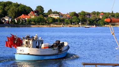 Holiday Apartment in Eckernfrde (Ostsee-Festland) or holiday homes and vacation rentals