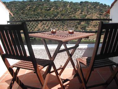 Balcony with view for the Tejo river