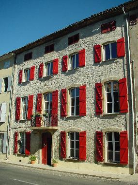 Bed and Breakfast in Ste Colombe sur l´Hers (Aude) or holiday homes and vacation rentals