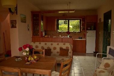 Living room & kitchen -ground floor