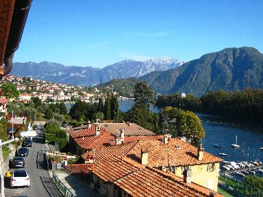 Balcony view towards Villa Balbianello and Bellagio