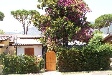 Holiday House in Salto di Fondi (Latina) or holiday homes and vacation rentals