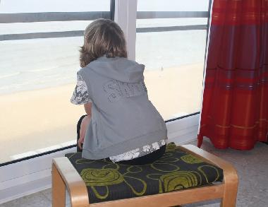 from the living room you can enjoy a panoramic view of the beach and the sea.