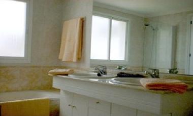 Bed and Breakfast in Dominion Beach (Mlaga) or holiday homes and vacation rentals