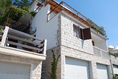 Holiday Apartment in Pisak (Splitsko-Dalmatinska) or holiday homes and vacation rentals