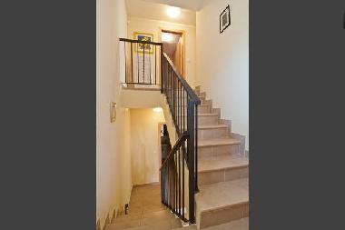 Distribution stairs for more privacy inside the house