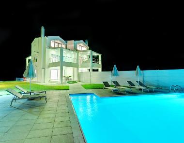 Villa in Halikounas (Kerkyra) or holiday homes and vacation rentals