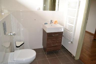 En Suite Bathroom with shower