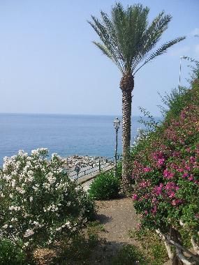 Holiday Apartment in Gioiosa Marea (Messina) or holiday homes and vacation rentals