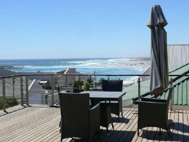 Holiday House in Bloubergstrand (Western Cape) or holiday homes and vacation rentals