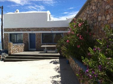 Villa in Firostefani (Kyklades) or holiday homes and vacation rentals