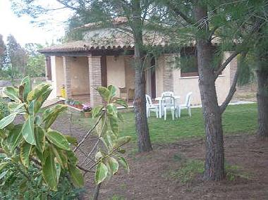 Holiday House in PULA (Cagliari) or holiday homes and vacation rentals