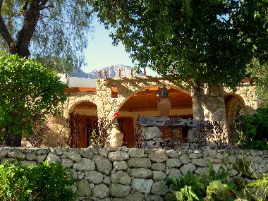 Holiday House in Lapta (Kyrenia) or holiday homes and vacation rentals