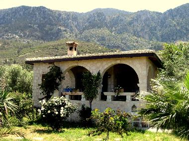 Holiday House in Lapta (Kyrenia) or holiday homes and vacation rentals