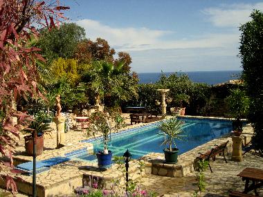 Holiday House in Lapta (Kyrenia) or holiday homes and vacation rentals