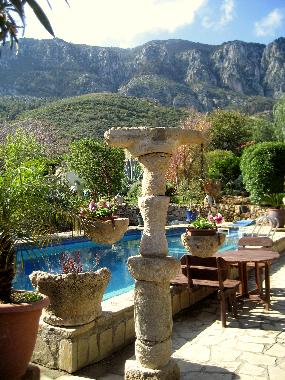 Holiday House in Lapta (Kyrenia) or holiday homes and vacation rentals