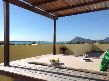 360 % views of the Indian Ocean and Mountains from our shared roof top terrace