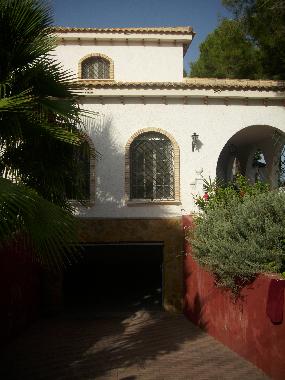 Holiday House in Pinar de Campoverde (Alicante / Alacant) or holiday homes and vacation rentals