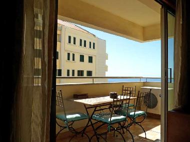 Holiday Apartment in Funchal (Madeira) or holiday homes and vacation rentals