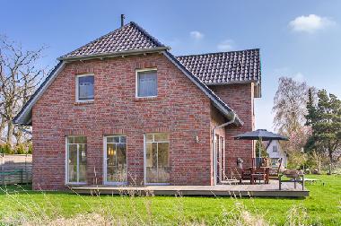 Holiday House in Ostseebad Prerow (Fischland-Dar-Zingst) or holiday homes and vacation rentals